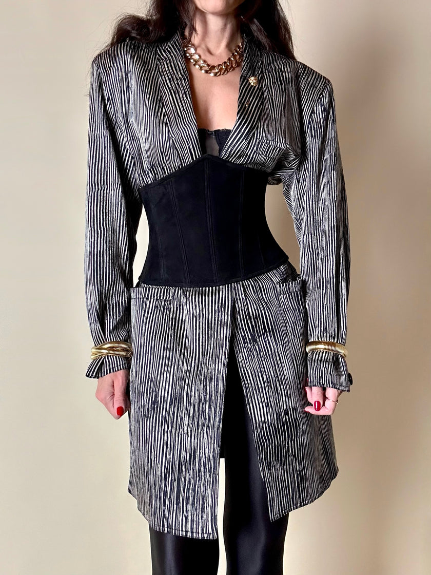 Blazer vintage Gianni Versace in seta goffrata a righe nere e avorio