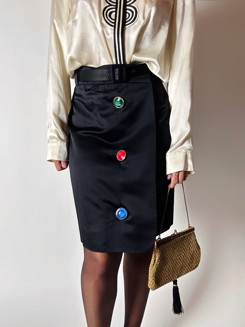 Gonna vintage Yves Saint Laurent Variation in raso nero con bottoni gioiello