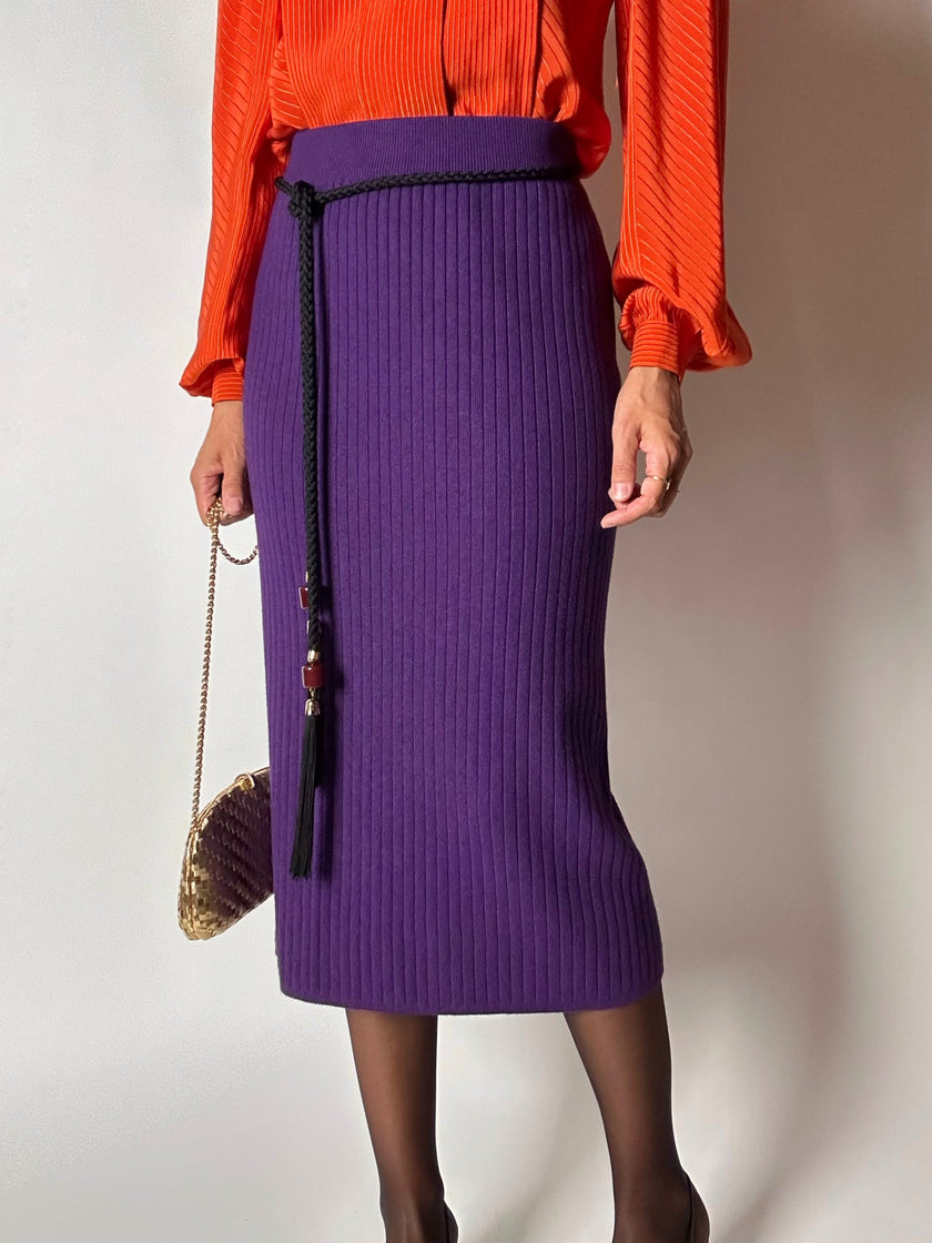 Gonna longuette Letizia De Meo in maglia viola a coste