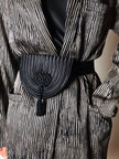Cintura vintage in passamaneria sautache nera con nappa couture