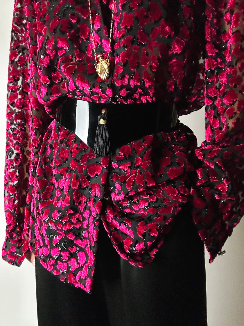 Vintage-Gürtel aus schwarzem Lucite mit Couture-Quaste und gedrehten Kordeln
