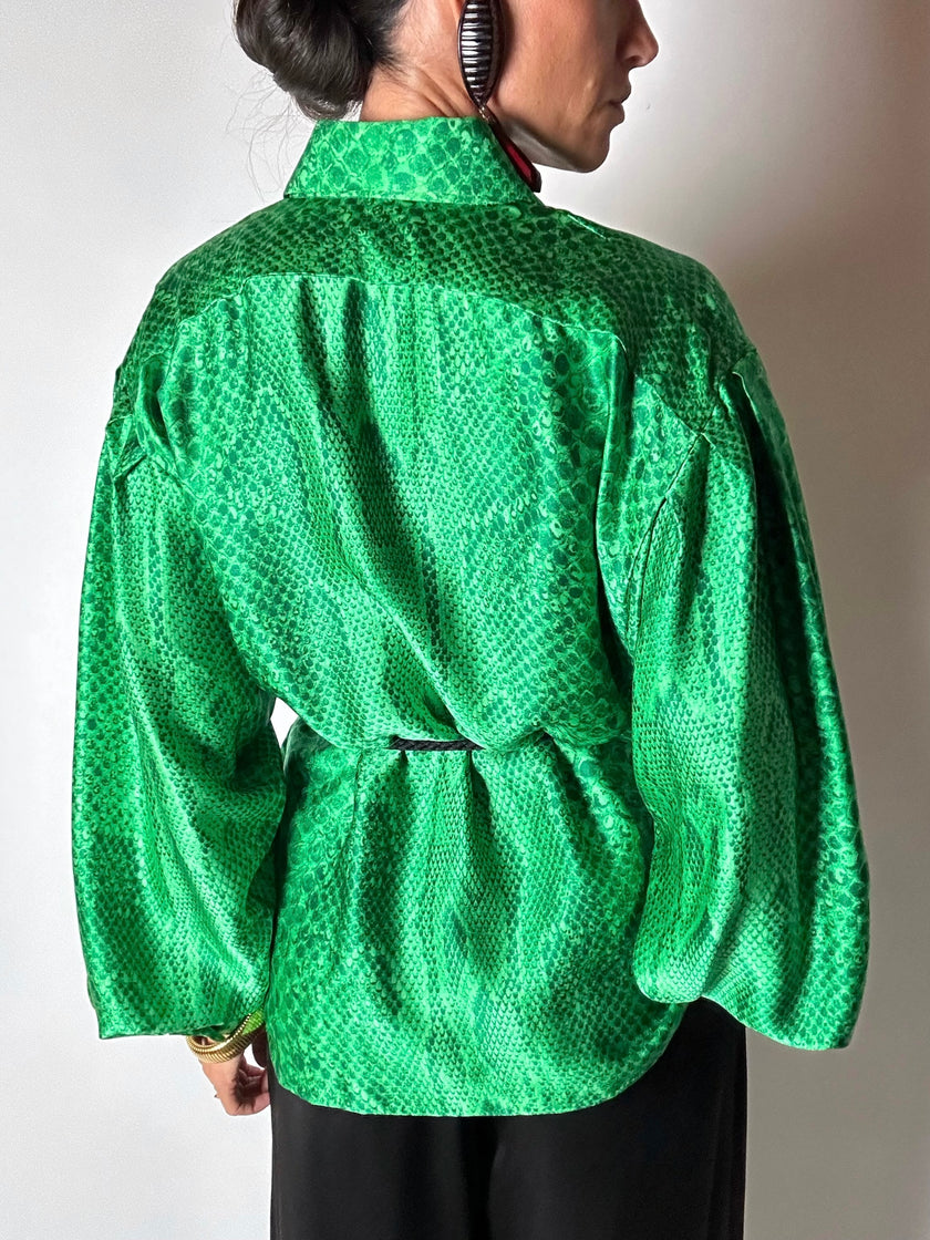 Camicia vintage sartoriale in raso di seta stampa pitone verde smeraldo