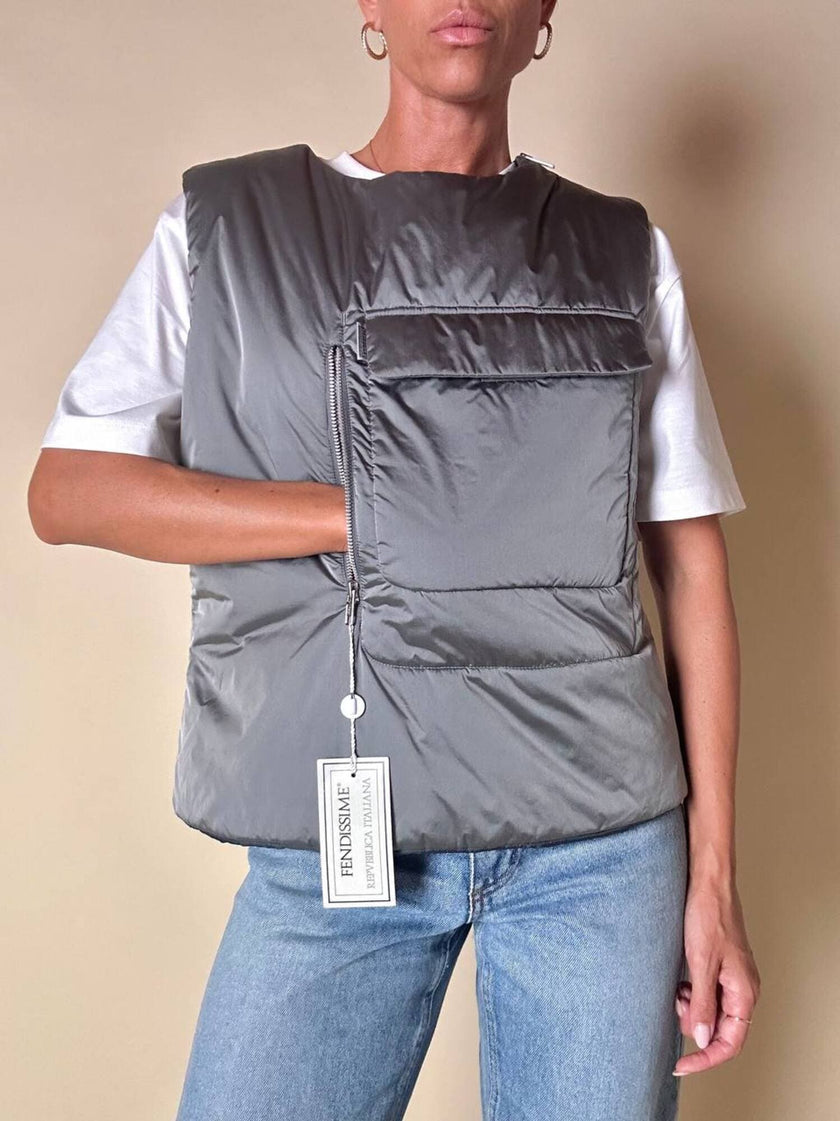 Gilet tecnico imbottito in nylon argento “Fendissime”