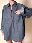 Blusa Yves Saint Laurent oversize in denim grigio con zip e logo ricamato