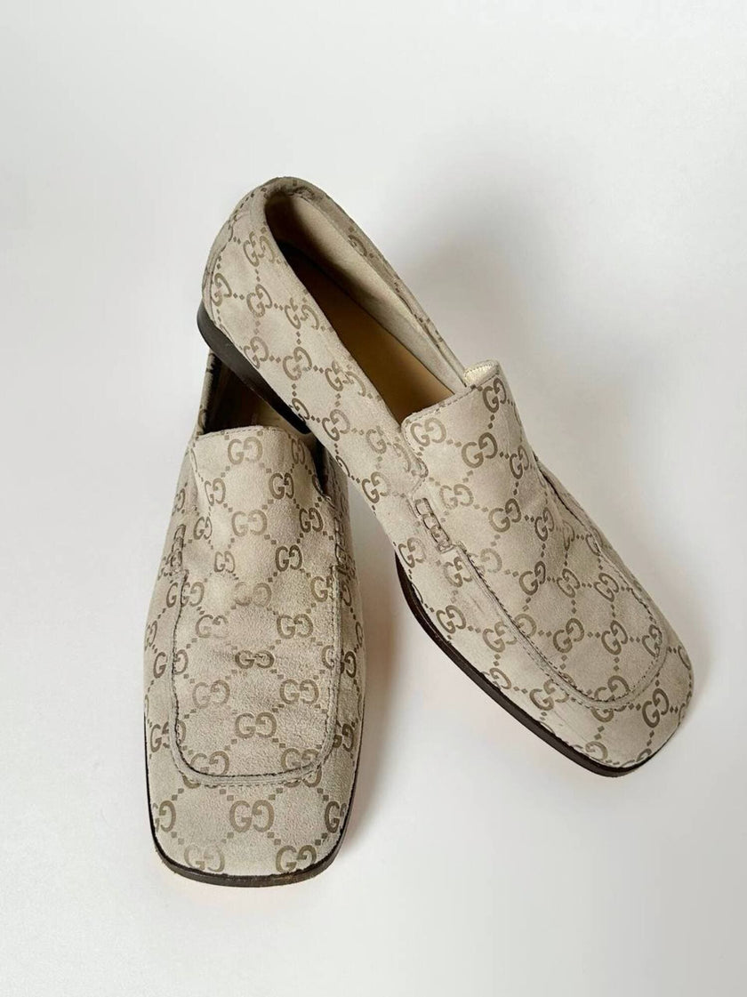 Mocassins Gucci vintage en daim avec motif monogramme GG