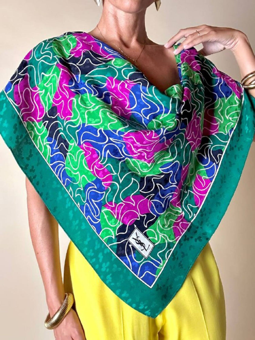 Pañuelo con estampado floral multicolor “Yves Saint Laurent”