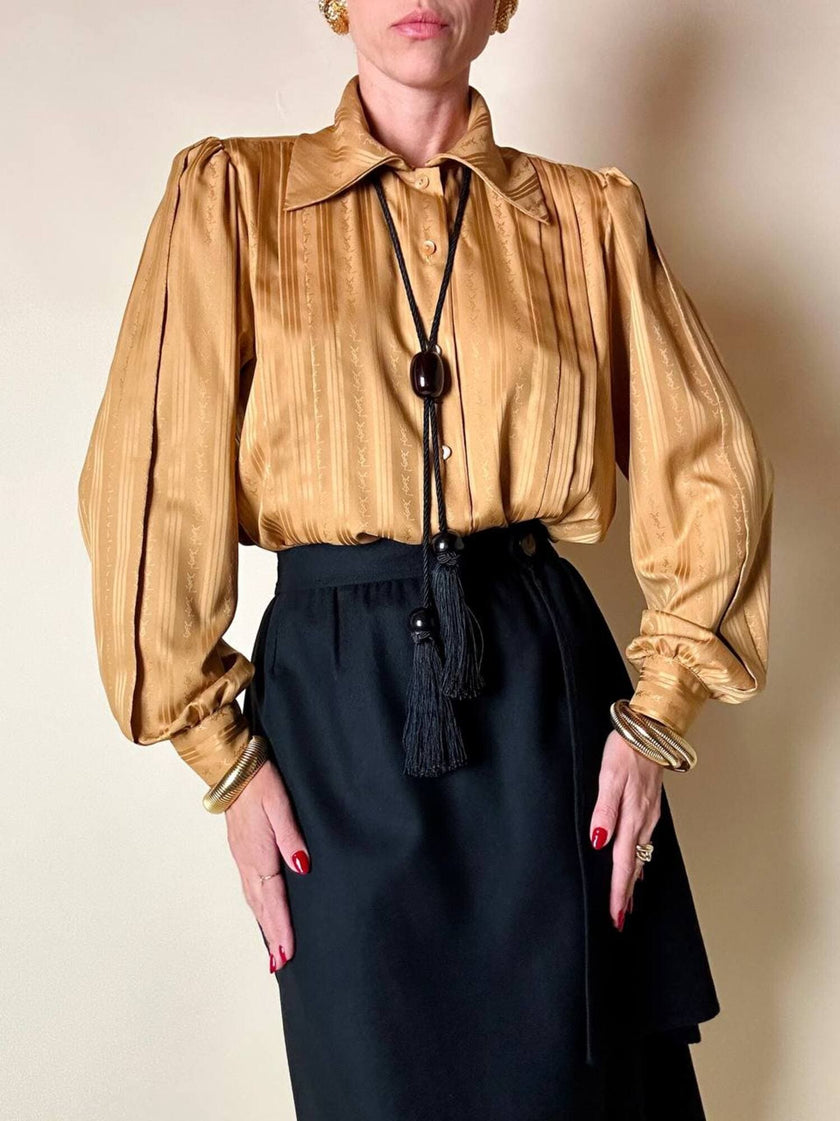 Camicia in tessuto jacquard caramello con loghi “Yves Saint Laurent”