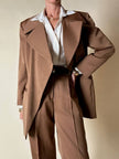 Tailleur giacca/pantalone in rasato di lana color caramello “Byblos”