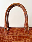 Maxi borsa in pelle stampa coccodrillo color cuoio
