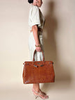Maxi borsa in pelle stampa coccodrillo color cuoio