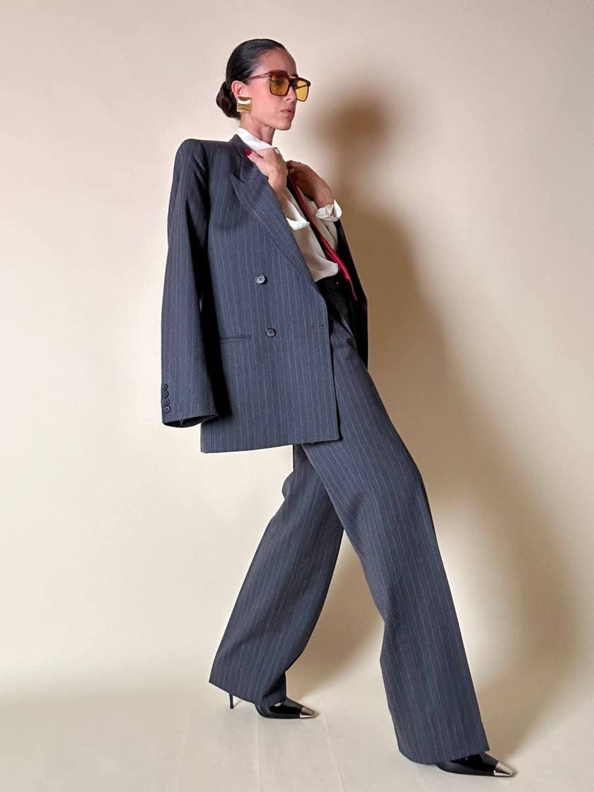 Tailleur gessato in lana grigio antracite “Yves Saint Laurent”