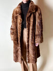 Cappotto vintage in pelliccia di visone marrone chiaro con lavorazione a pannelli