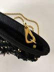 Pochette vintage Rodo in raso nero lavorato a rete con nappa couture e tracolla in catena