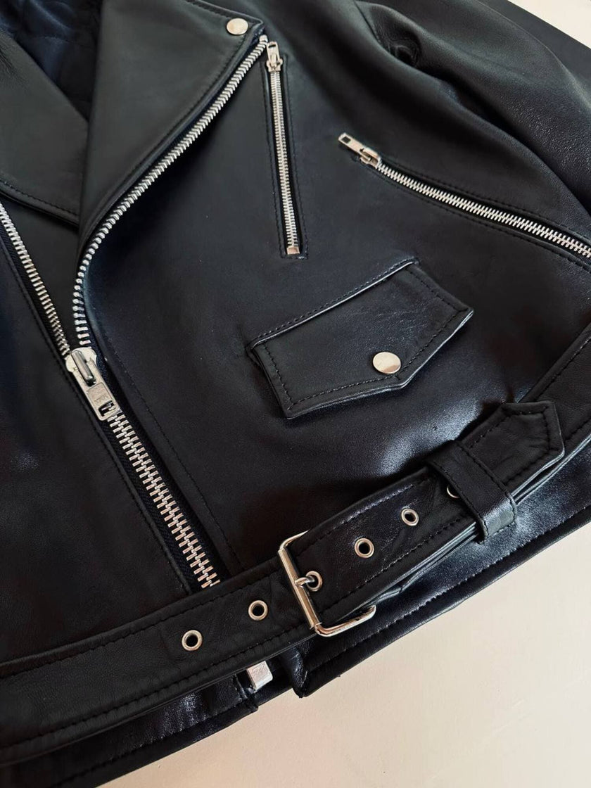 Giacca biker vintage in pregiata pelle nera con fodera trapuntata