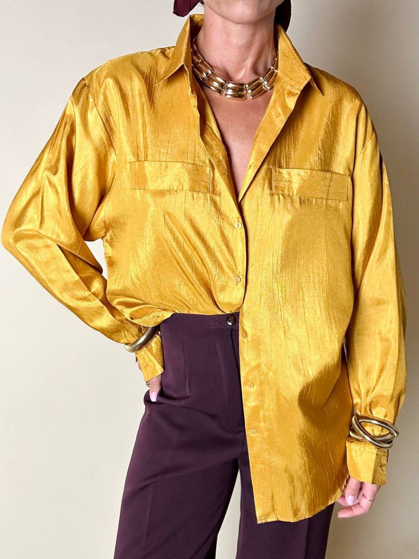 Camicia oversize in raso stropicciato color zafferano