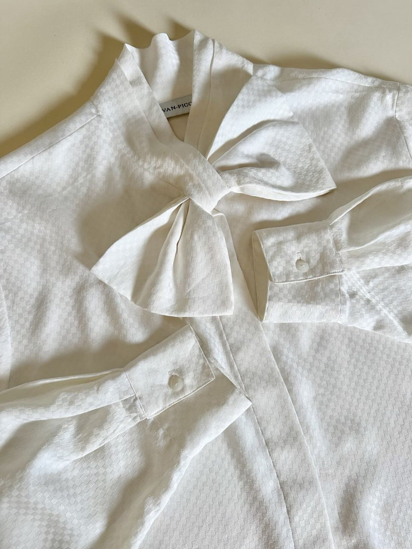 Camicia vintage con maxi fiocco in tessuto jacquard bianco Evan Picone