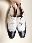 Two-tone Oxford shoes in ivory suede and dark brown leather Titty Lugano