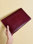 Pochette in saffiano bordò 