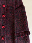 Gonna sartoriale A-Line in lana bouclé grigio antracite e rosso con bottoni in pelle
