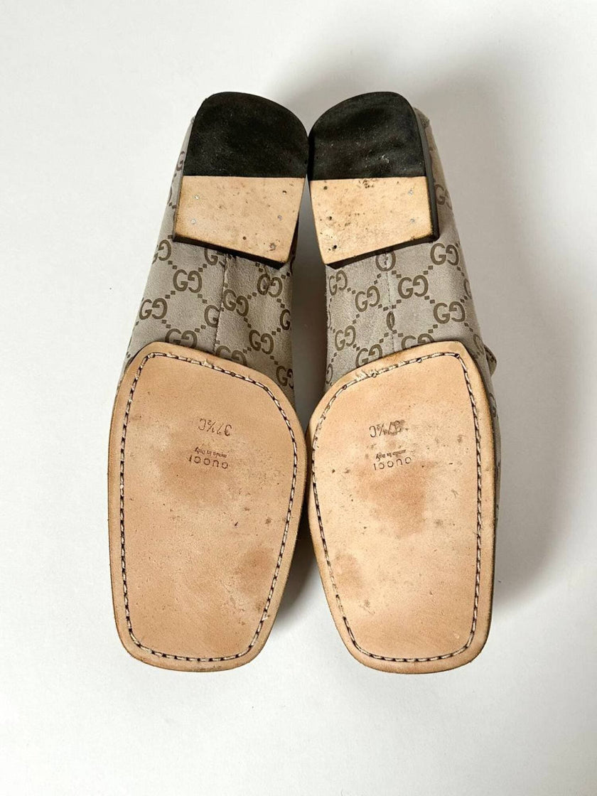 Mocassins Gucci vintage en daim avec motif monogramme GG