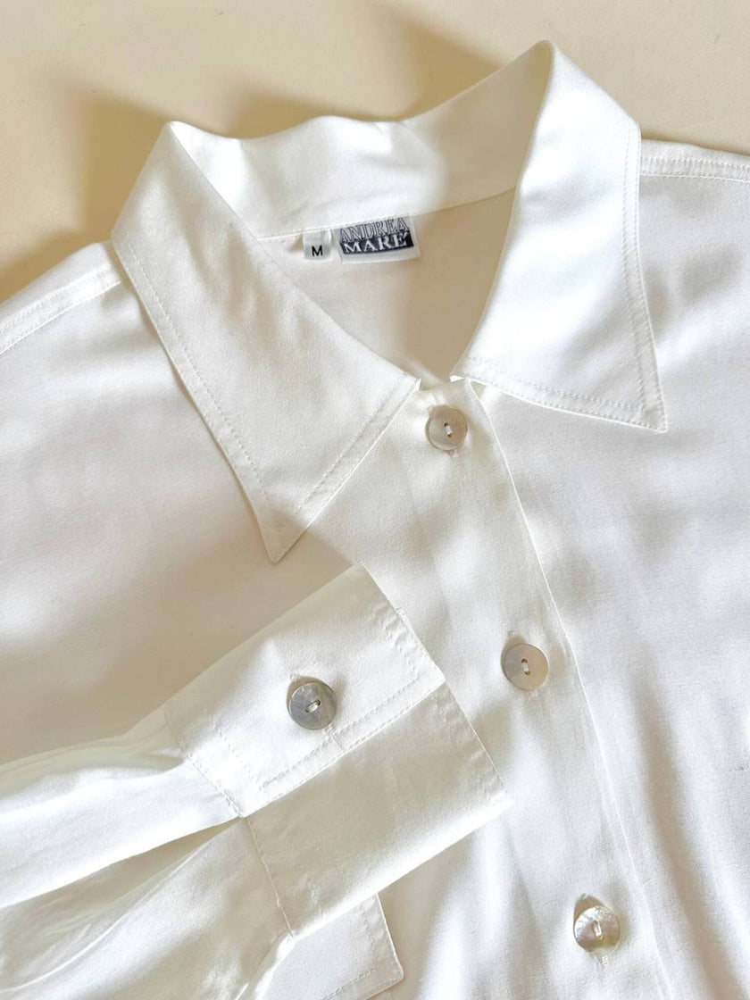 Camicia bianca Andrea Mare vintage in cotone con maxi tasche e bottoni in madreperla