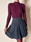 Minigonna Yves Saint Laurent in lana grigio antracite con piping a righe bordeaux e blu