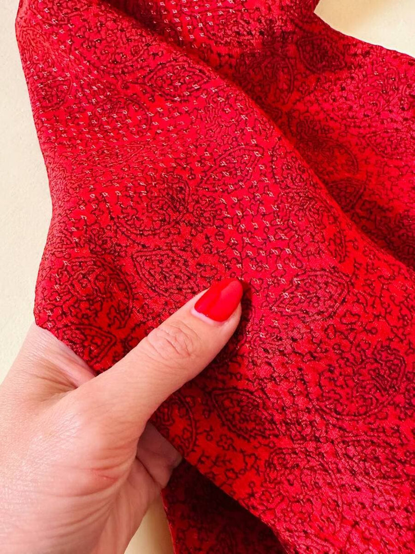 Camicia rossa con fiocco al collo “Rudi Valenti”