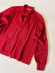 Camicia rossa con fiocco al collo “Rudi Valenti”