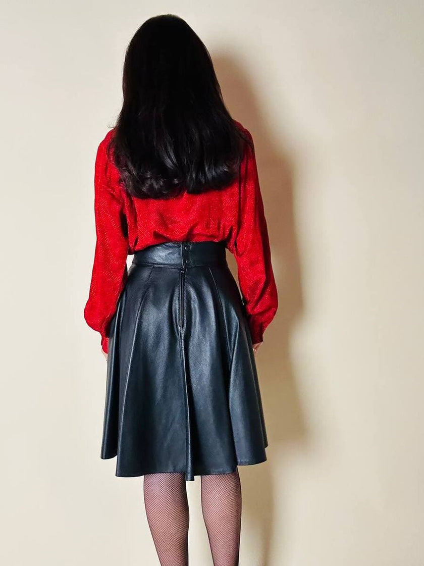 Camicia rossa con fiocco al collo “Rudi Valenti”