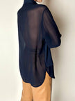 Camicia vintage Fendi Jeans blu navy con dettagli in crepe chiffon e bottoni in madreperla