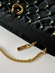 Pochette vintage Rodo in raso nero lavorato a rete con nappa couture e tracolla in catena