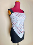 Foulard in seta grigio perla fantasia bianca e rossa