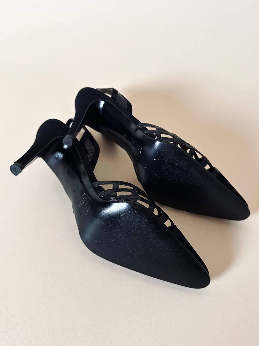 Slingback con dettaglio a rete in tessuto nero opaco e pitone “Beltrami”