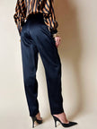 Pantalone a vita alta con pince in raso nero “Gianni Versace”