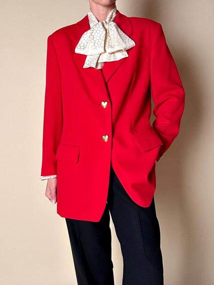 Blazer rosso con bottoni dorati a forma di cuore “Mondì”
