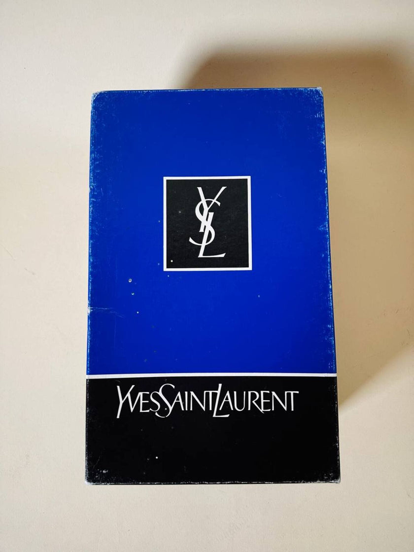 Décolleté in suede nero con taglio a punta “Yves Saint Laurent”