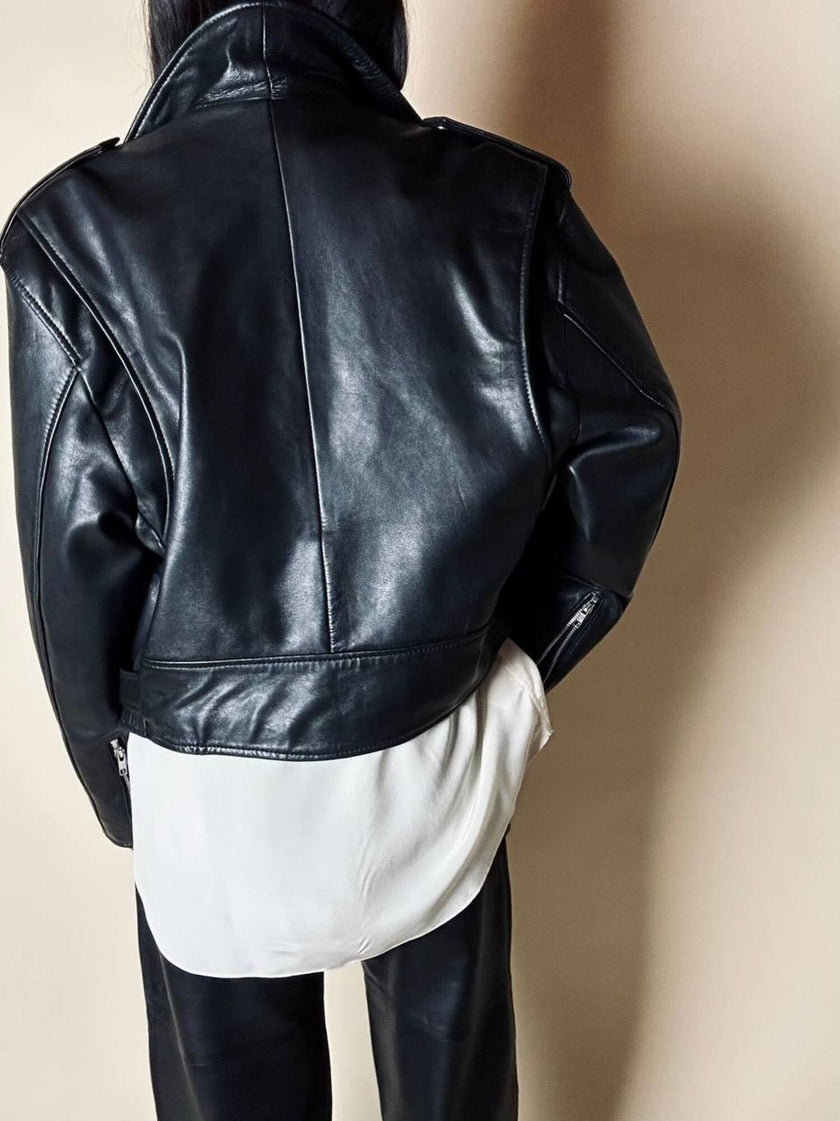 Giacca biker vintage in pregiata pelle nera con fodera trapuntata