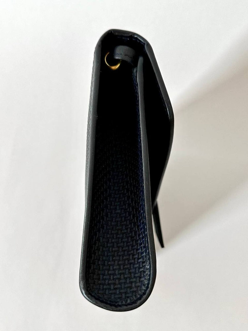 Borsa bandoulière vintage Yves Saint Laurent in tessuto plastificato e pelle blu notte