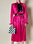 Abito longuette in raso di seta fucsia “Mulberry”