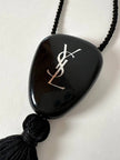 Collana vintage Yves Saint Laurent con pendente nappa couture – gioiello diffusore di aroma