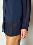 Camicia vintage Fendi Jeans blu navy con dettagli in crepe chiffon e bottoni in madreperla