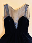 Mini dress sartoriale in velluto nero e organza