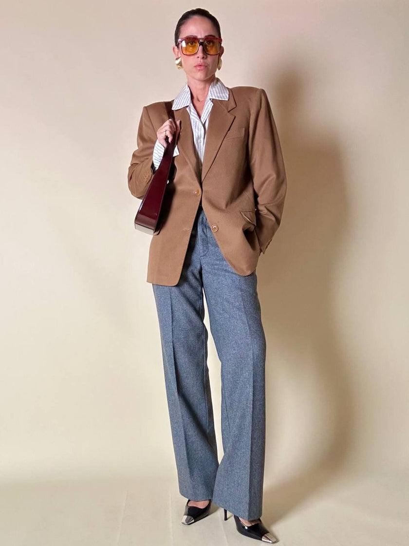 Camisa de sastre en seda Jacquard blanca con rayas grises