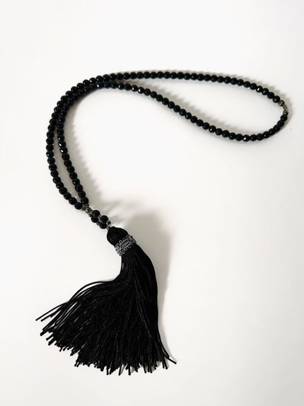 Collana vintage Spicchi di Mare con perle sfaccettate di Jet e nappa couture