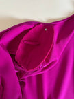 Wrap dress in raso ciclamino con cintura in coordinato “Sartoria Oriana Neri”
