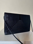 Borsa vintage Fendi in pelle verniciata nera con cuciture concentriche