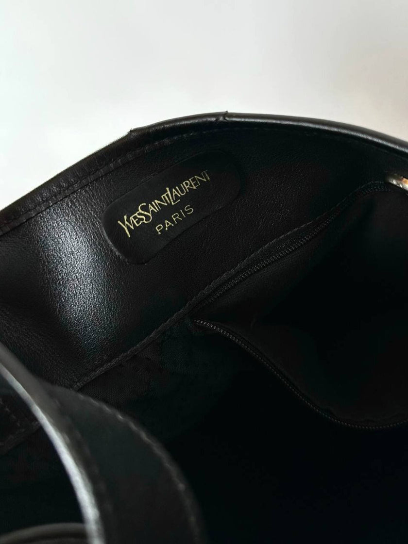 Secchiello vintage Yves Saint Laurent in tessuto nero millerighe con riporti in pelle