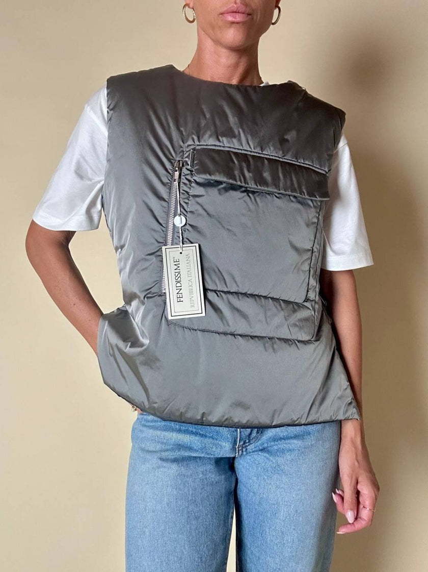 Gilet tecnico imbottito in nylon argento “Fendissime”