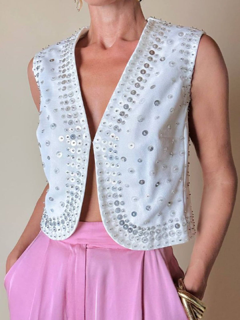 Gilet in crêpe bianco con paillettes ricamate “Brunella Mode”