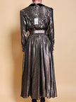 Maxi dress in seta e lamè oro con colletto in velluto nero “Valentino Miss V”